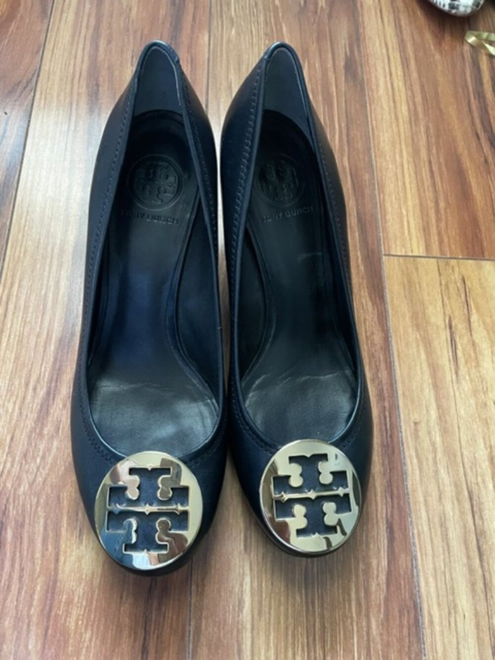 Tory Burch Women's Sally Wedge Platform Pump Shoes, Black, Size 8.5 - Picture 1 of 6